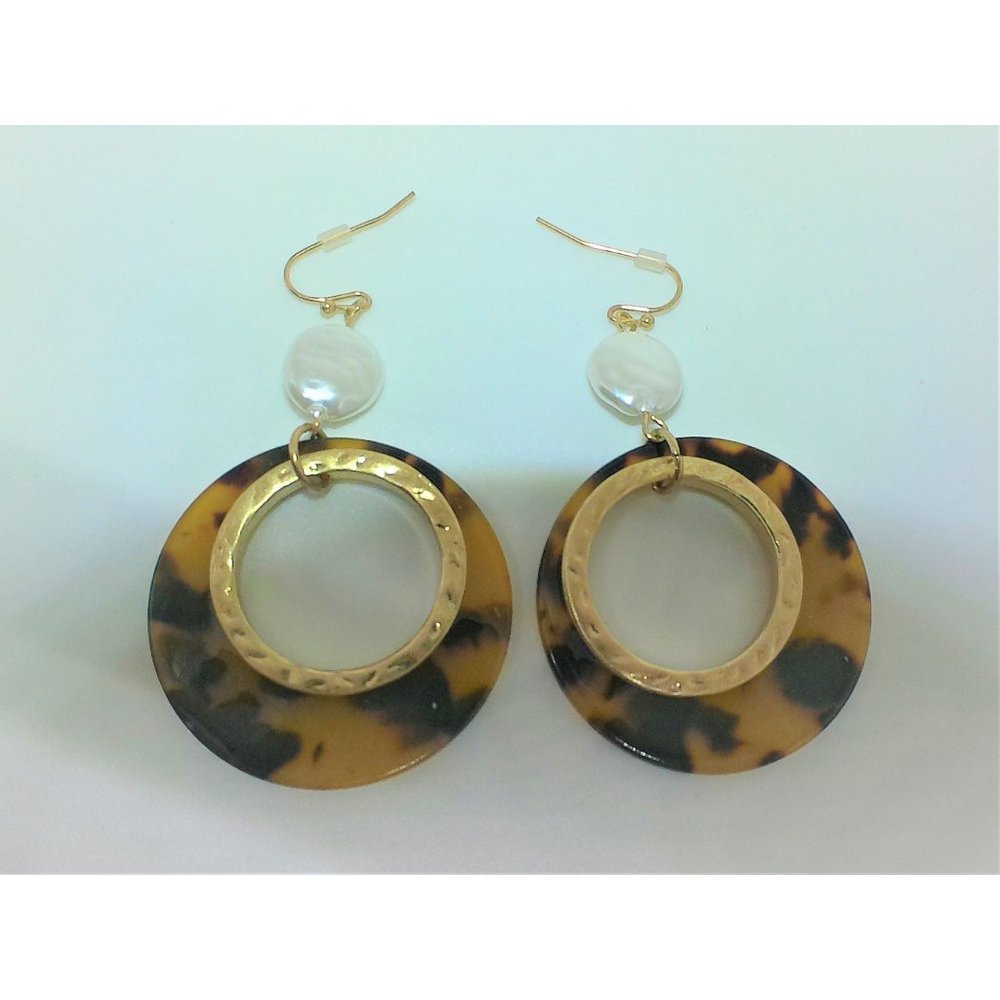 Jewelry - Earrings -Coin pearl and Tortoiseshell